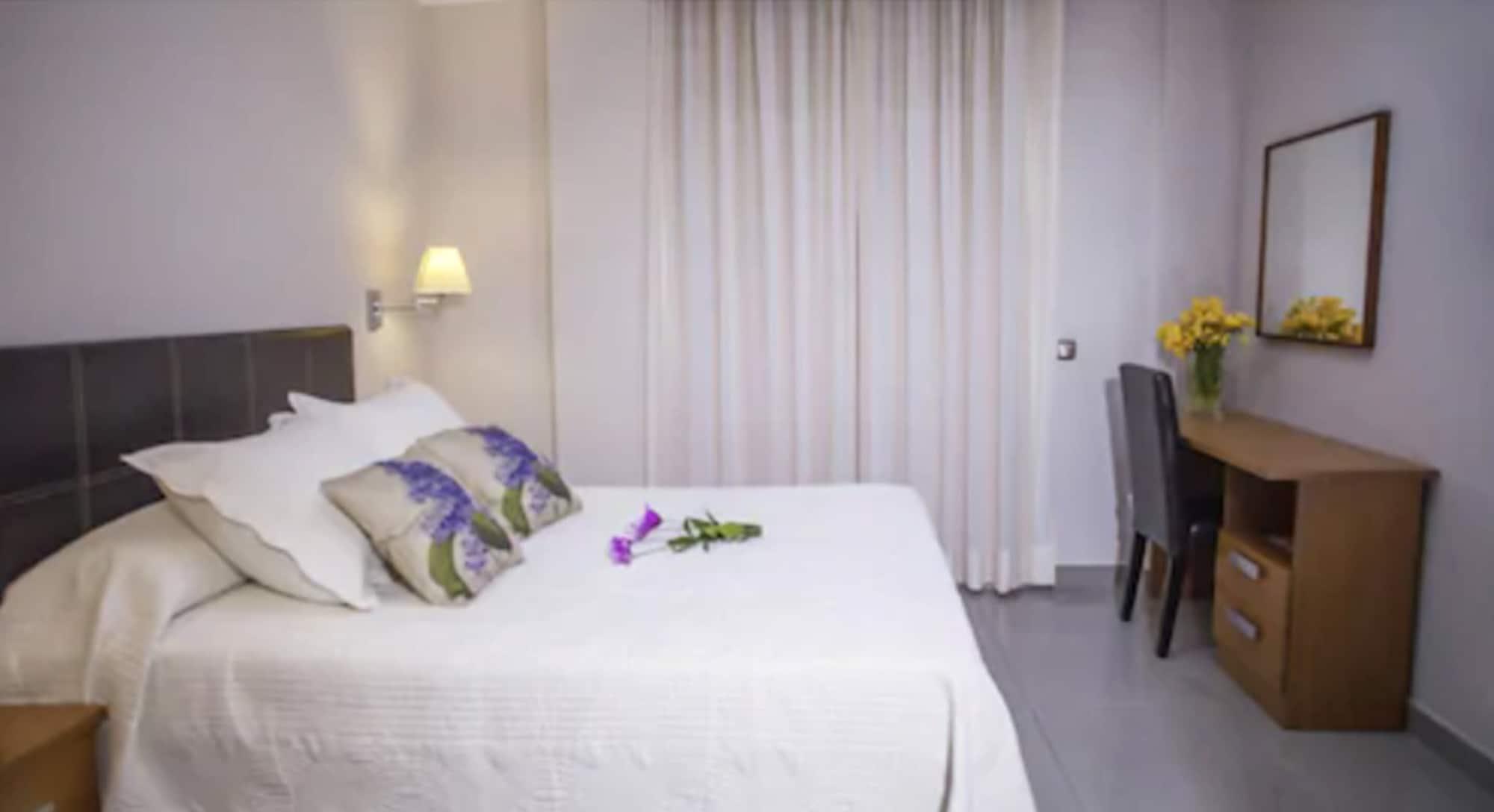 Hotel Bajamar Centro 2*